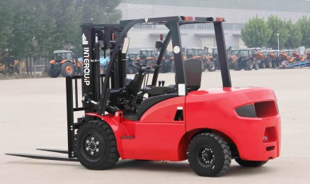 Reasons and Solutions for Heavy Steering of Forklifts